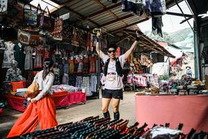 BIB: 
                            <button type="button" onclick="openModal(25389333)" class="btn btn-primary btn-sm float-right btn-popup" data-toggle="modal" data-target=".modal-high-quality">
                        <i class="fas fa-shopping-cart"></i> Add to Cart
                    </button>
                                            <button type="button" onclick="isThisMe(25389333, true)" class="btn btn-success btn-sm float-right btn-popup btn-isme hidden" data-toggle="tooltip" data-placement="bottom" title="นี่คือรูปของคุณใช่ไหม คลิกที่นี่เพื่อเอาเข้าอัลบั้ม">
                        <i class="fas fa-plus"></i> Add to album
                    </button>
                    <button type="button" onclick="isThisMe(25389333, false)" class="btn btn-warning btn-sm float-right btn-popup btn-isnotme hidden">
                        <i class="fas fa-ban"></i> Remove from album
                    </button>